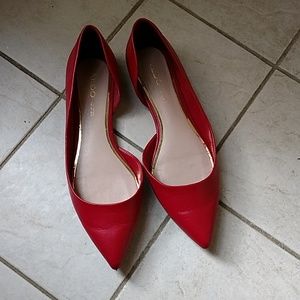 Aldo's Gloacia Red Flats
